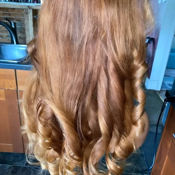 Luxury Honey blonde lace frontal human hair wig - Picture 5 of 9